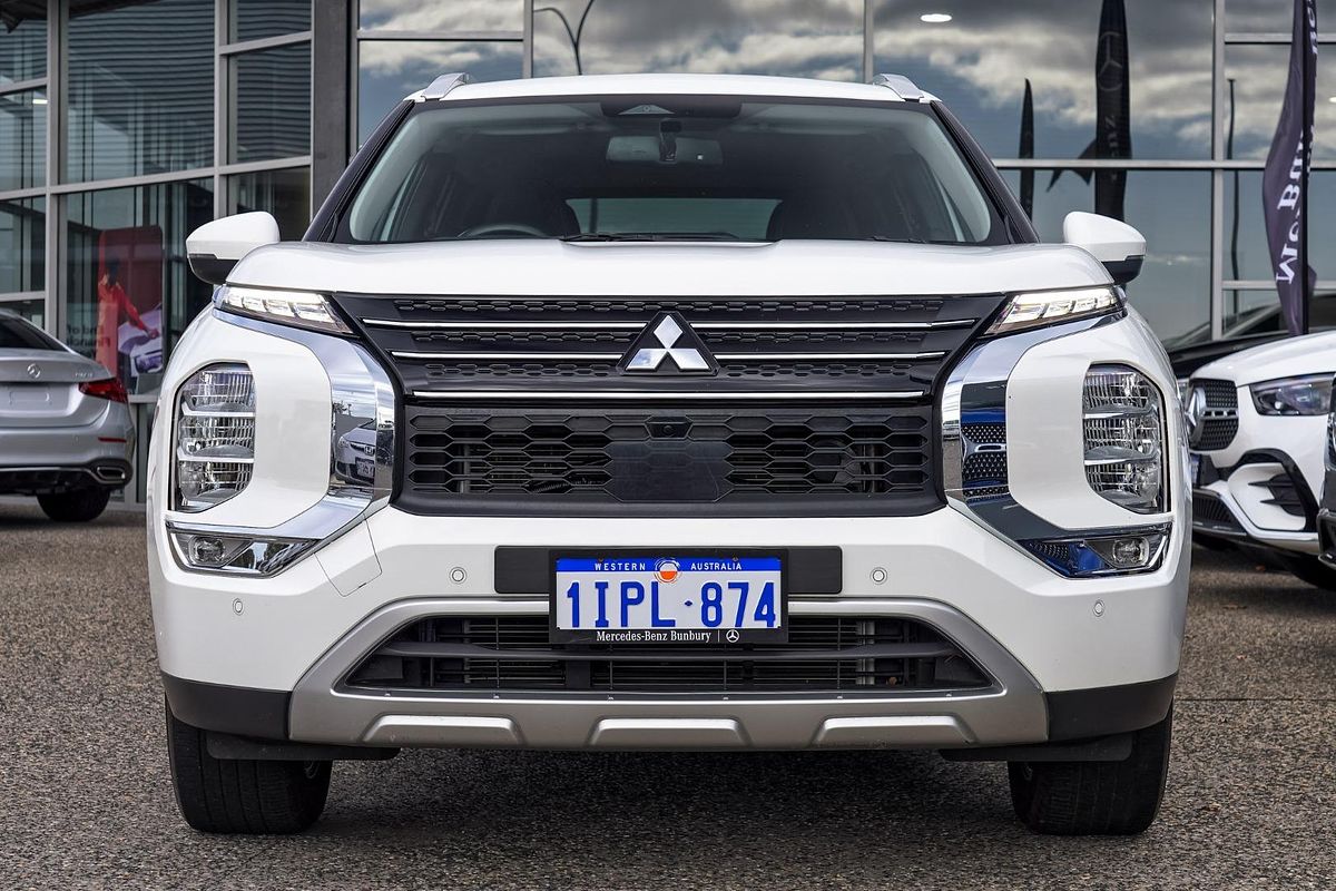 2022 Mitsubishi Outlander LS ZM