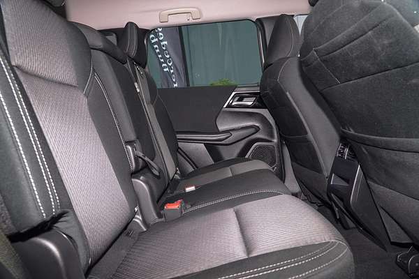 2022 Mitsubishi Outlander LS ZM