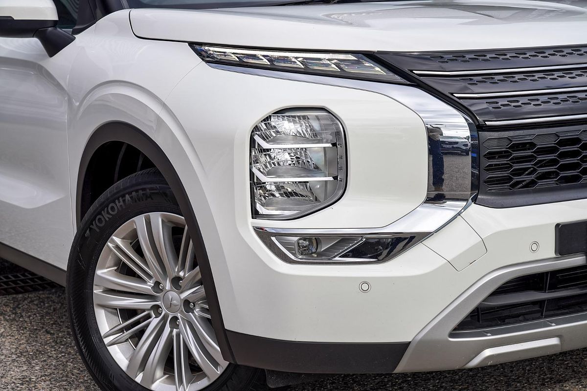 2022 Mitsubishi Outlander LS ZM