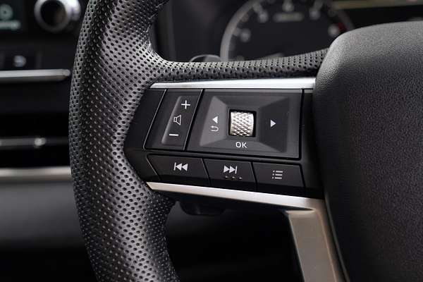 2022 Mitsubishi Outlander LS ZM