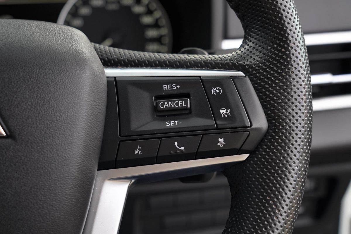 2022 Mitsubishi Outlander LS ZM