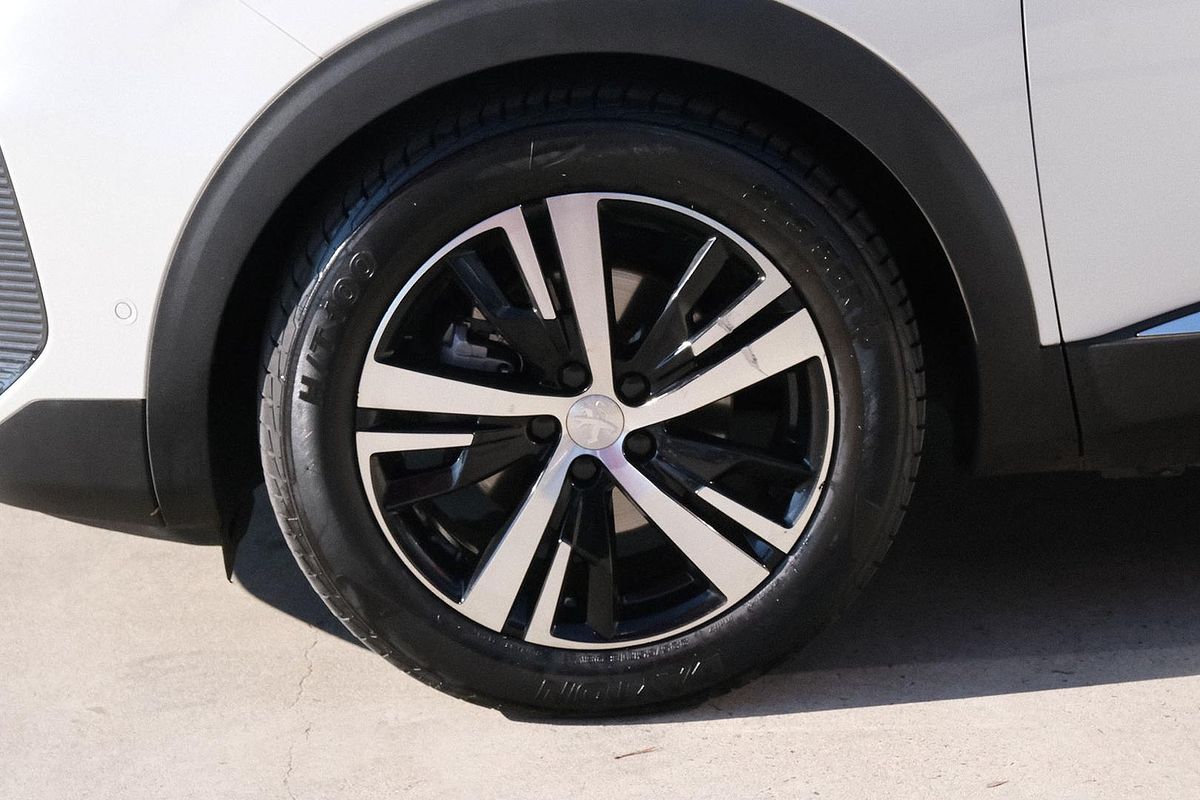 2021 Peugeot 5008 GT P87
