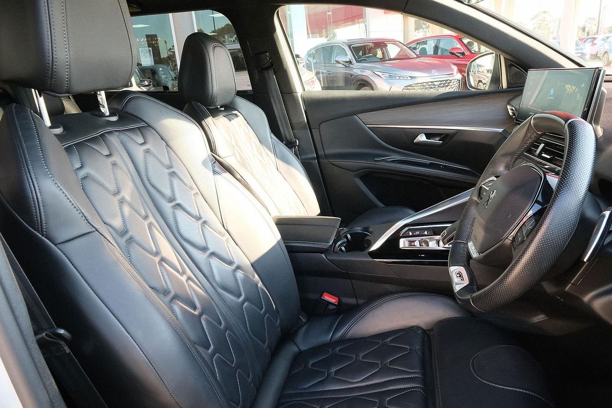 2021 Peugeot 5008 GT P87