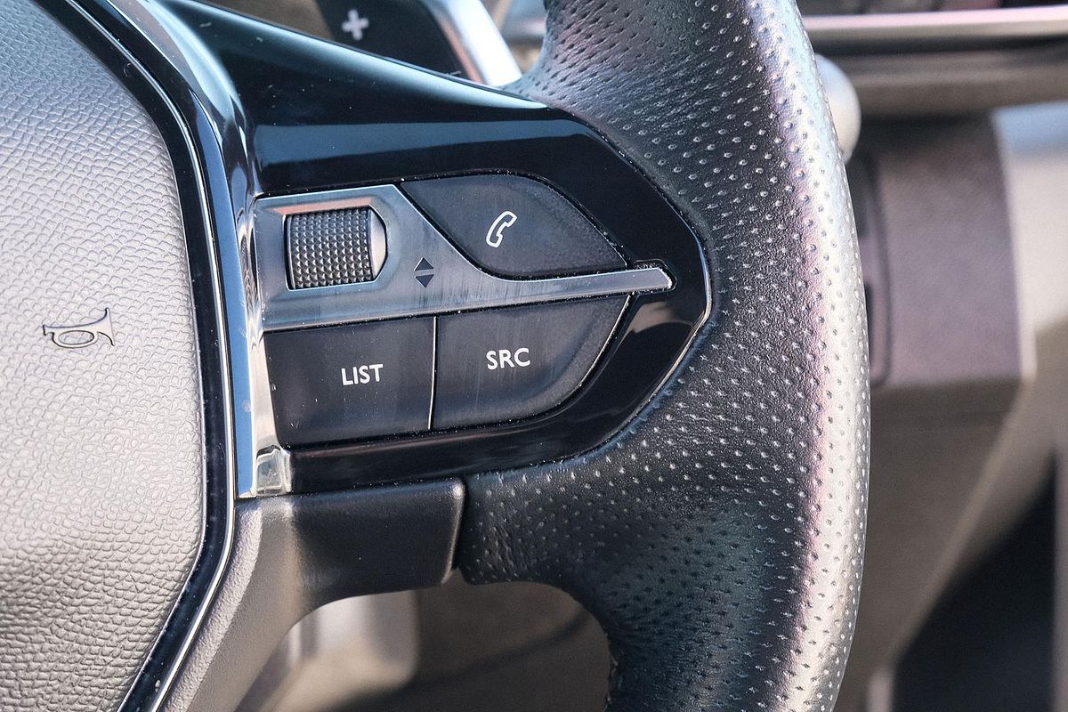 2021 Peugeot 5008 GT P87