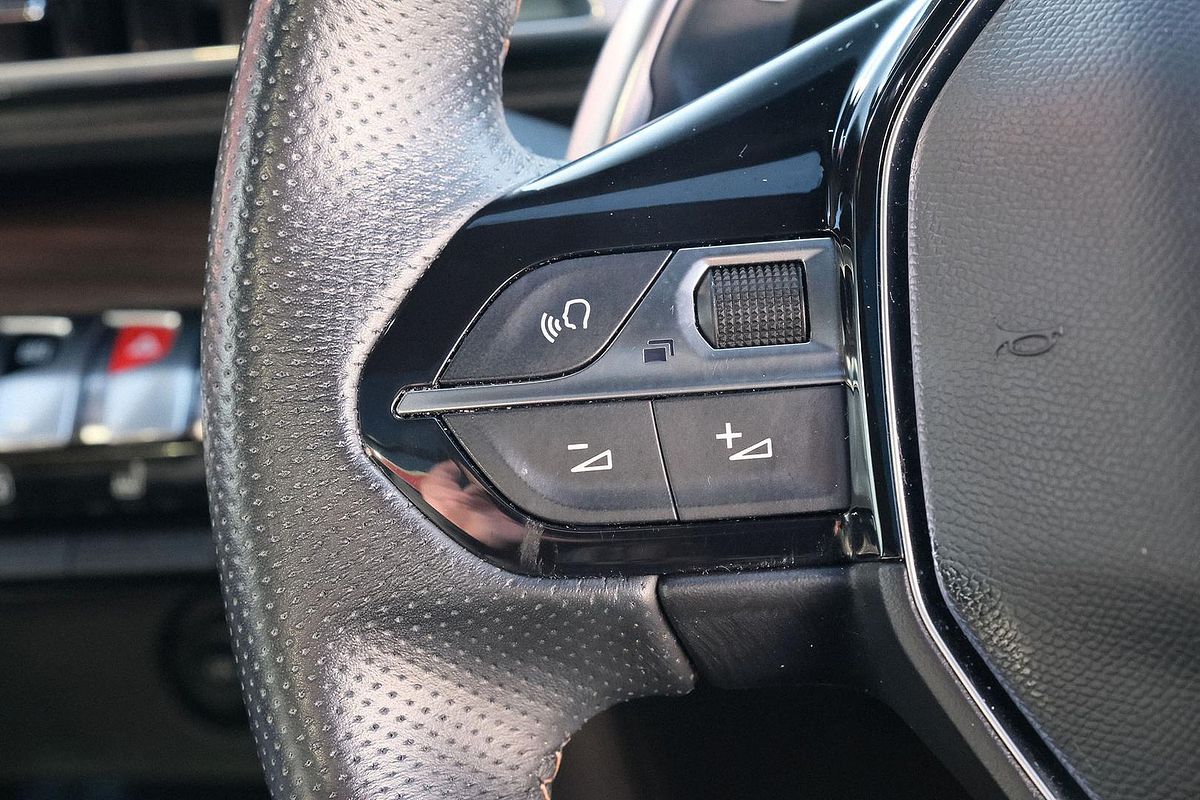 2021 Peugeot 5008 GT P87
