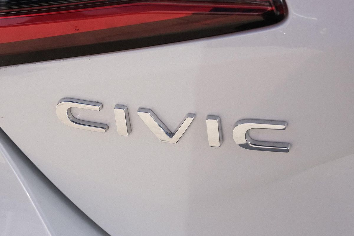 2024 Honda Civic VTi LX 11th Gen