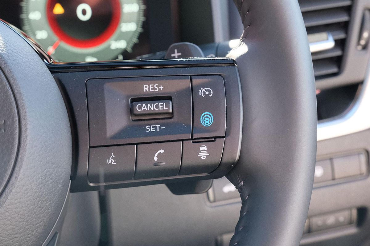 2023 Nissan QASHQAI Ti J12