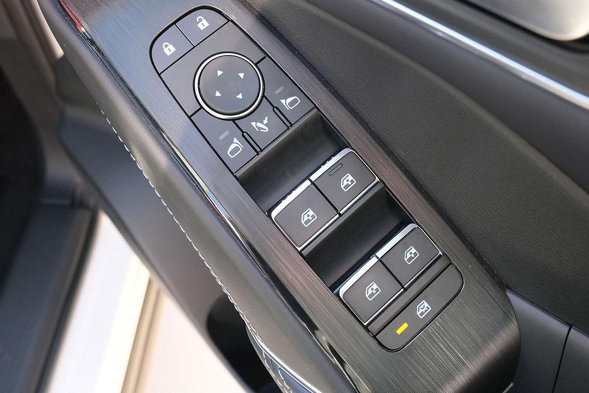 2023 Nissan QASHQAI Ti J12