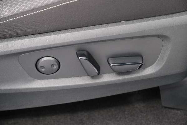 2024 Nissan Pathfinder ST-L R53