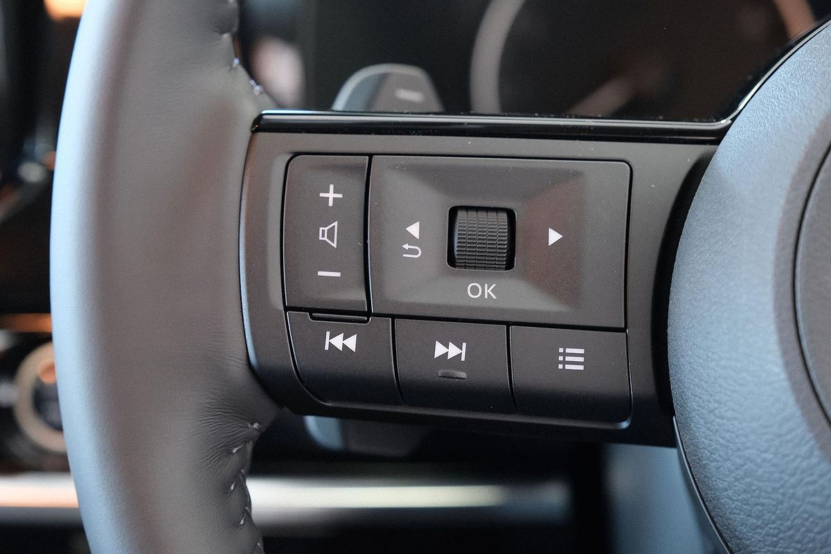 2024 Nissan Pathfinder ST-L R53