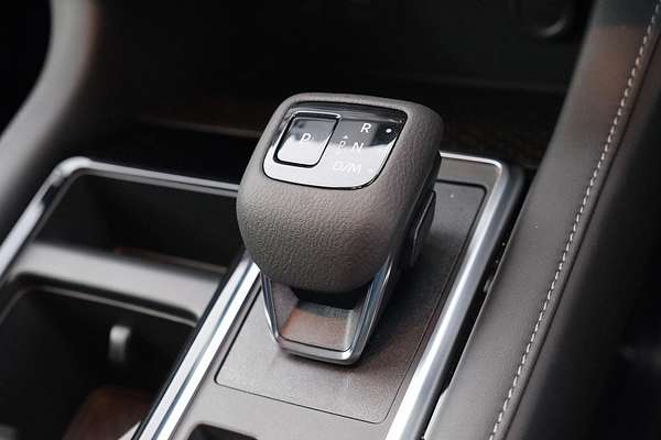 2024 Nissan Pathfinder ST-L R53