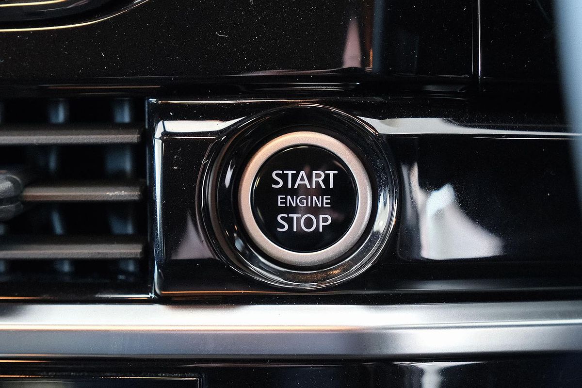 2024 Nissan Pathfinder ST-L R53