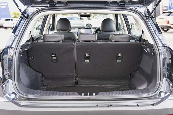 2025 Mahindra XUV3XO AX7L