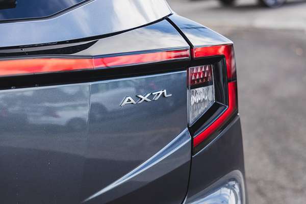 2025 Mahindra XUV3XO AX7L