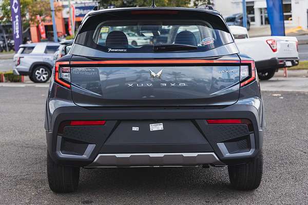 2025 Mahindra XUV3XO AX7L