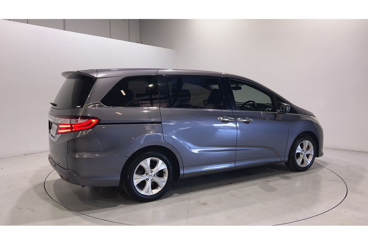 2015 Honda Odyssey VTi-L 5th Gen