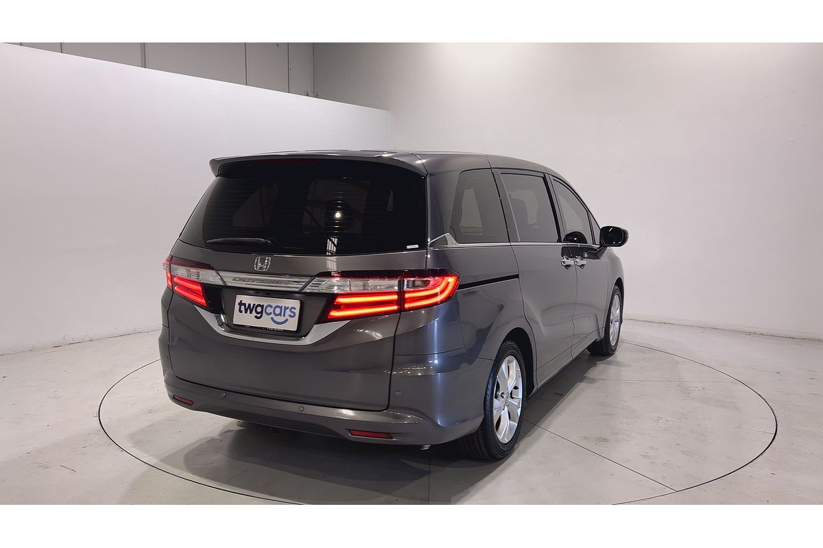 2015 Honda Odyssey VTi-L 5th Gen
