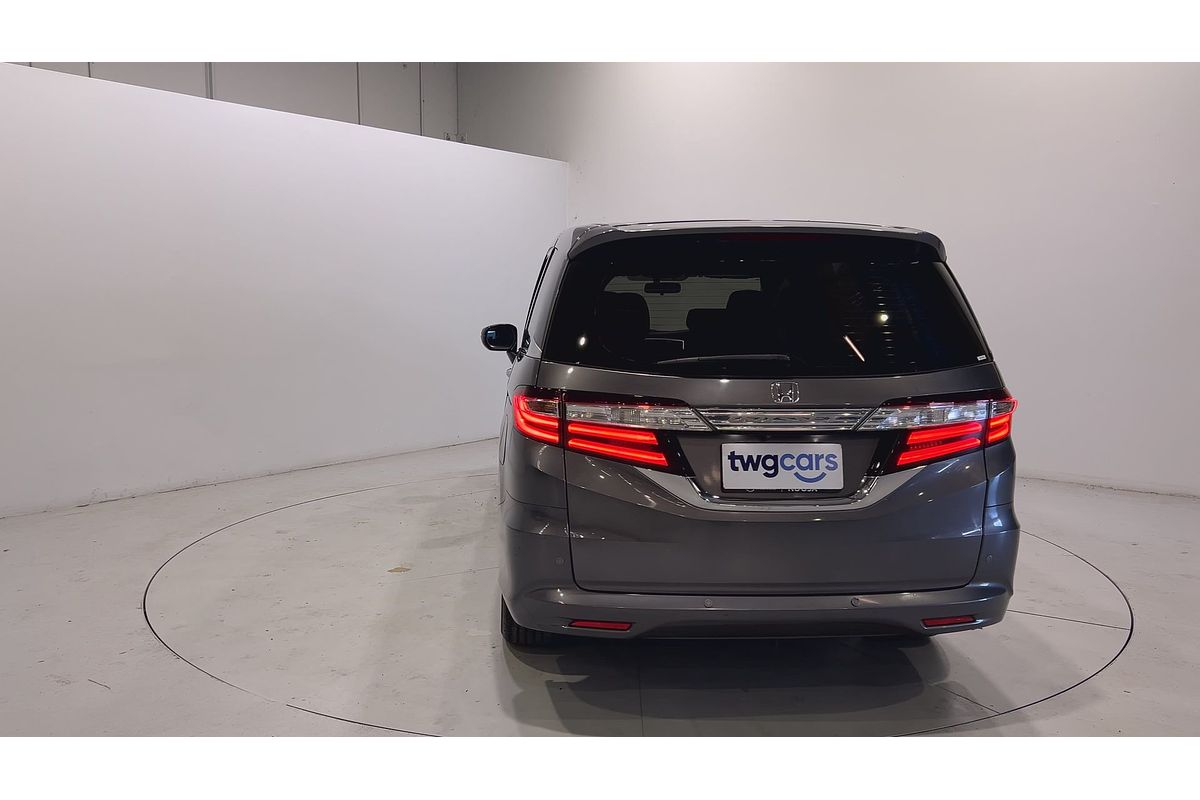 2015 Honda Odyssey VTi-L 5th Gen