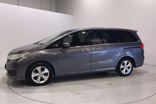 2015 Honda Odyssey VTi-L 5th Gen