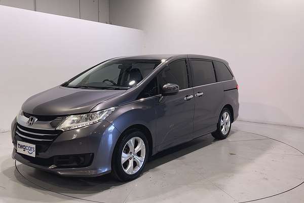 2015 Honda Odyssey VTi-L 5th Gen