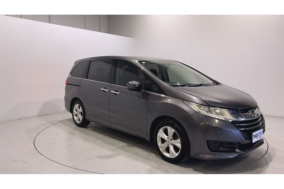 2015 Honda Odyssey VTi-L 5th Gen