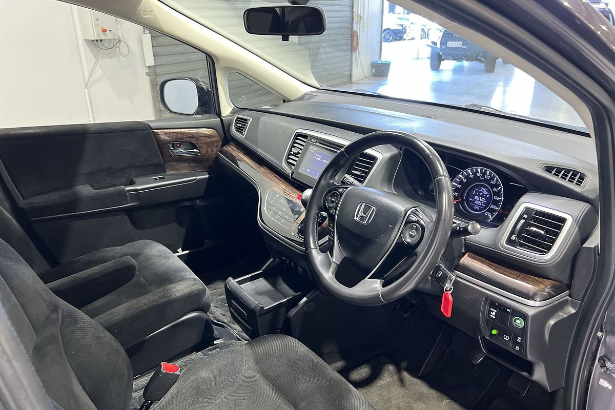 2015 Honda Odyssey VTi-L 5th Gen