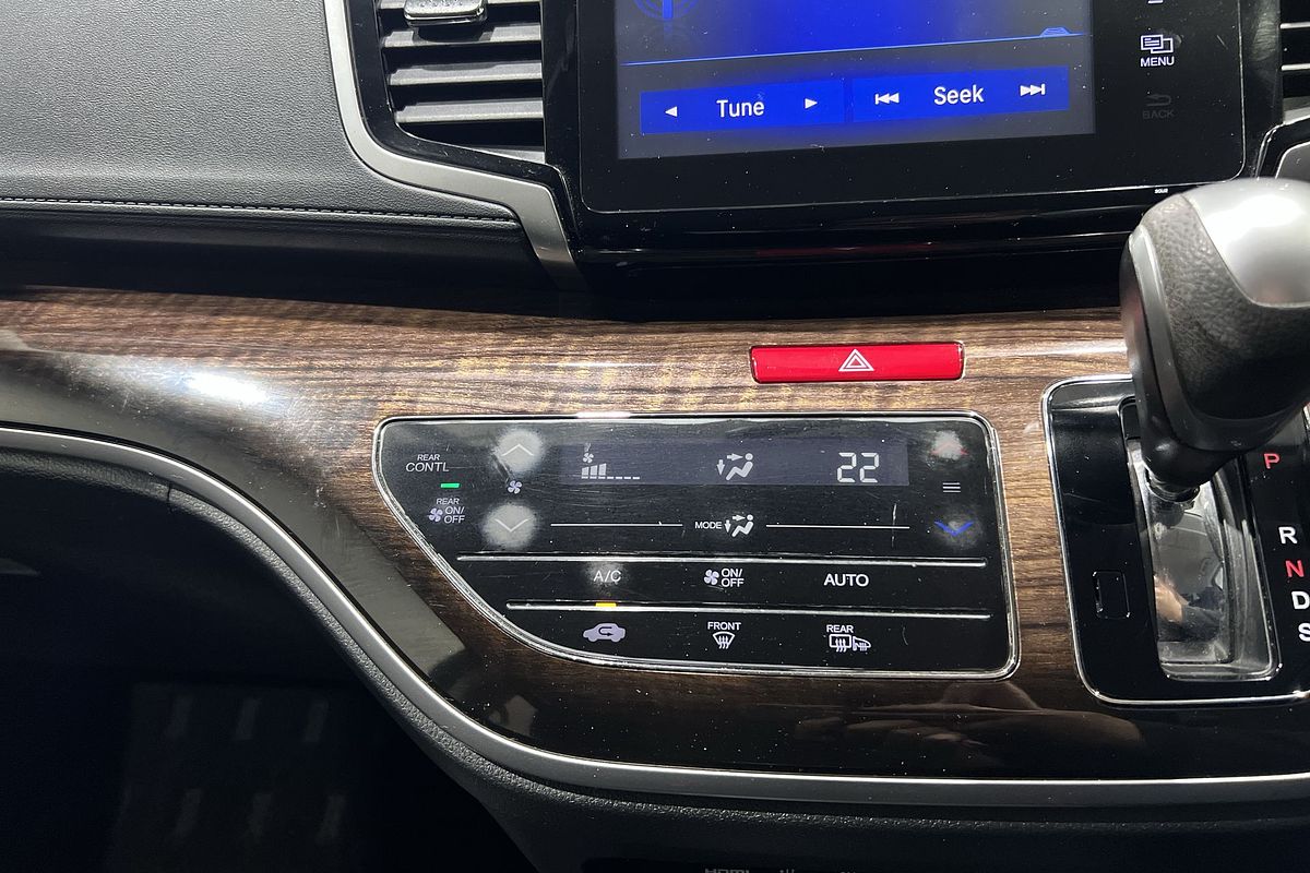 2015 Honda Odyssey VTi-L 5th Gen
