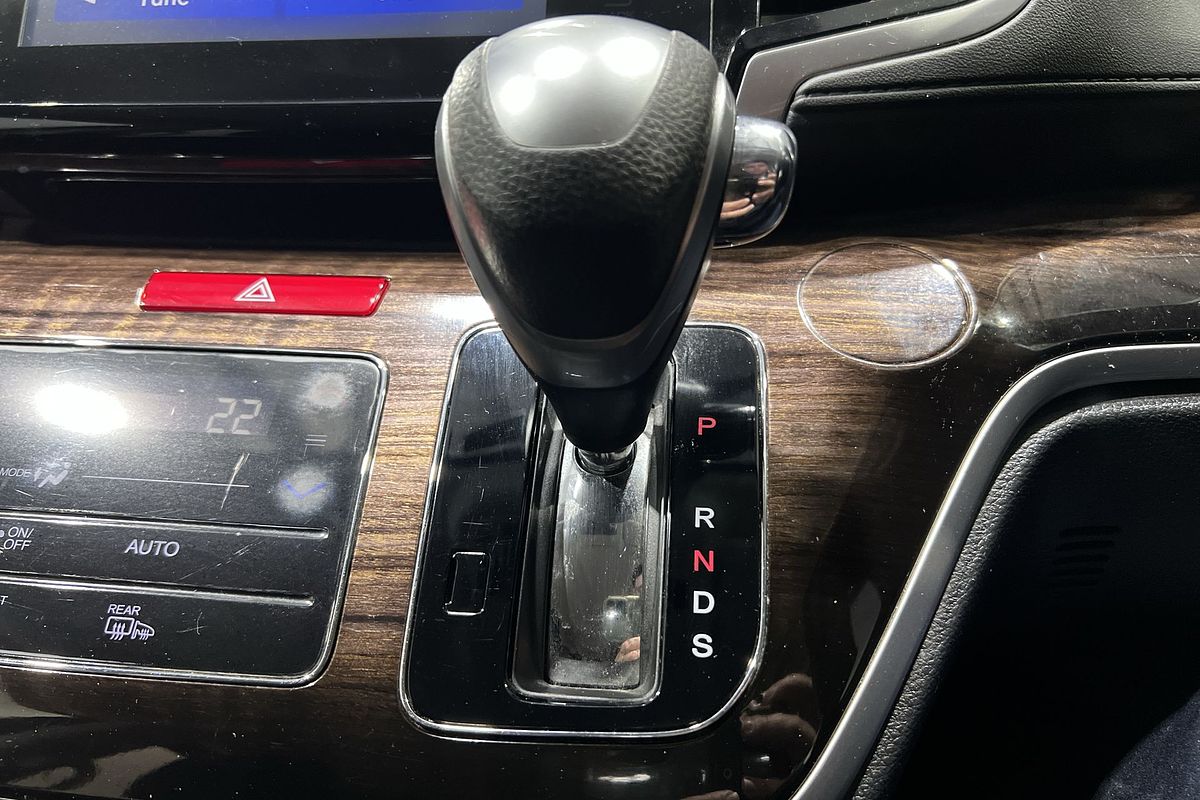2015 Honda Odyssey VTi-L 5th Gen