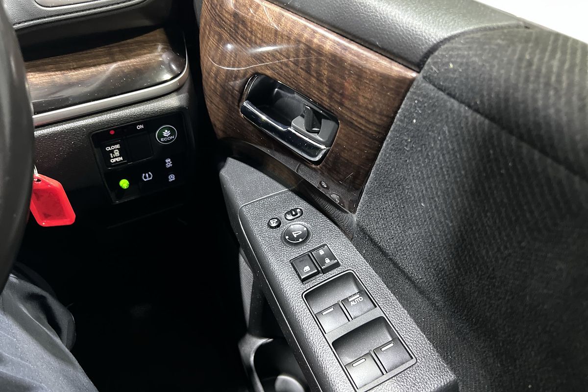 2015 Honda Odyssey VTi-L 5th Gen