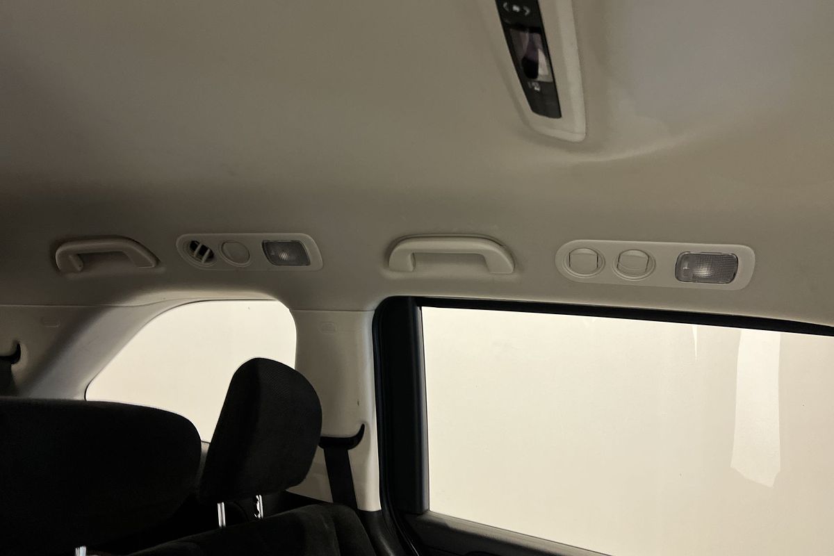 2015 Honda Odyssey VTi-L 5th Gen