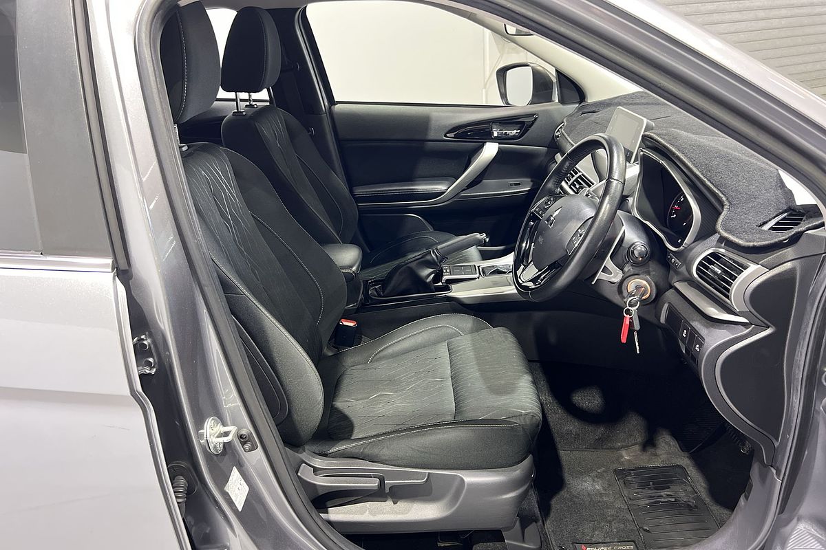 2019 Mitsubishi Eclipse Cross ES YA