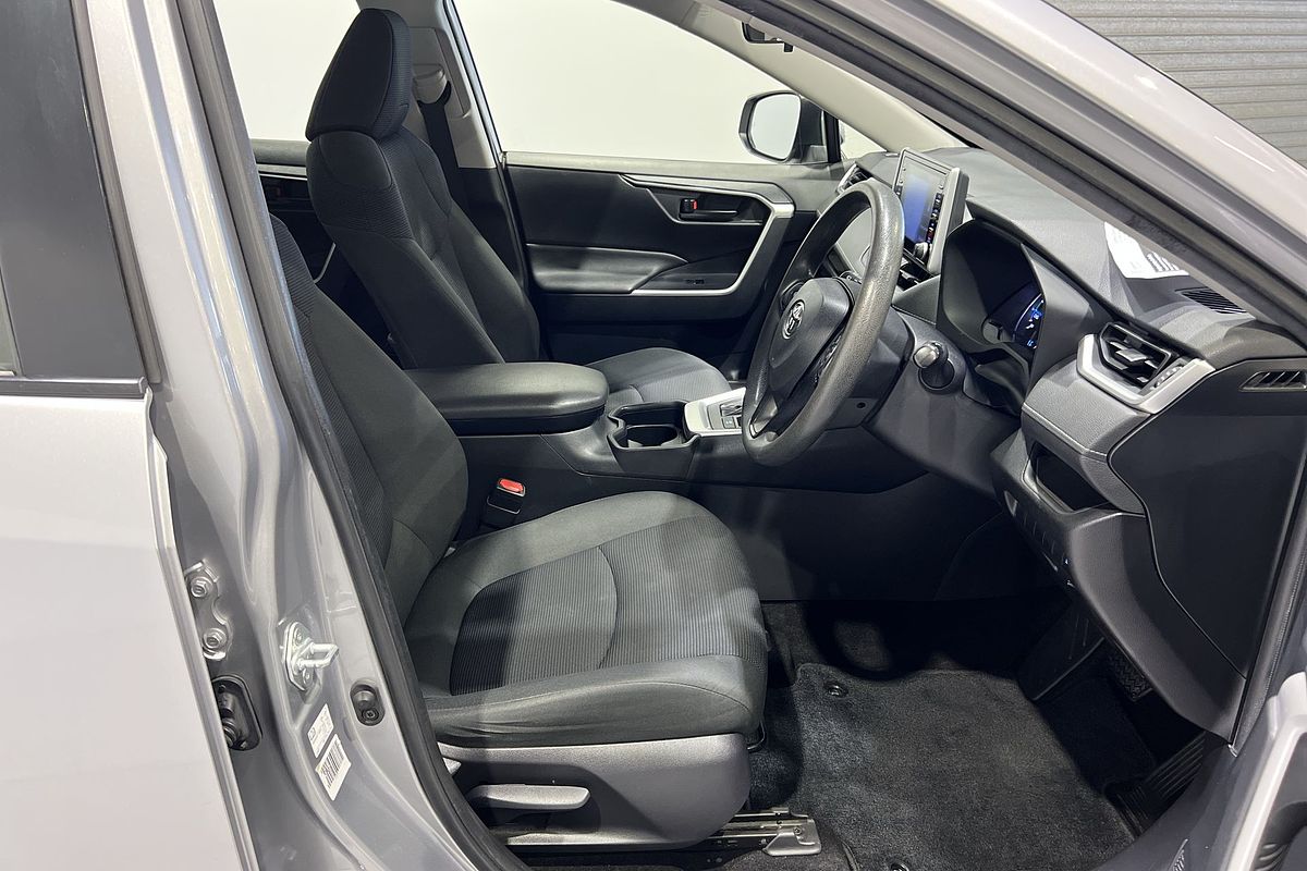 2019 Toyota RAV4 GX AXAH52R