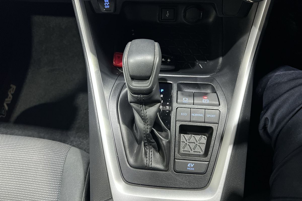 2019 Toyota RAV4 GX AXAH52R