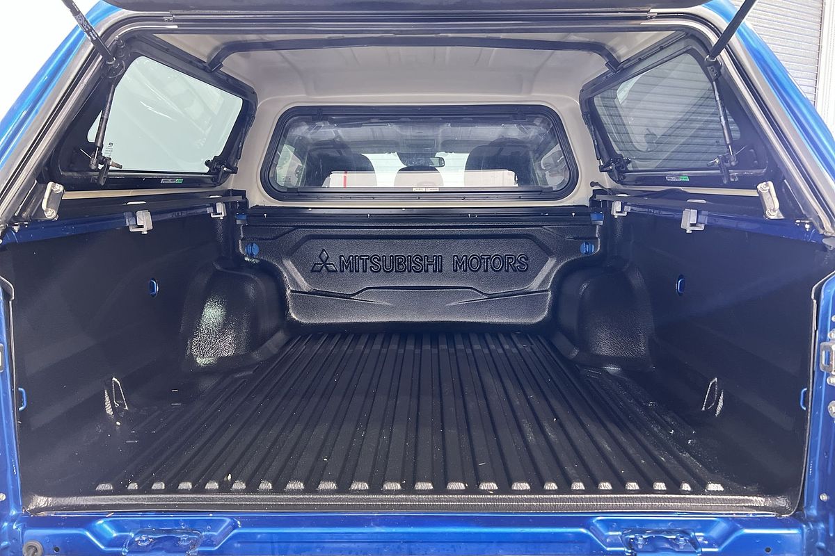 2019 Mitsubishi Triton GLS Premium MR 4X4