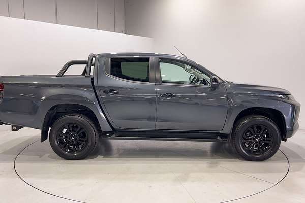 2021 Mitsubishi Triton GSR MR 4X4
