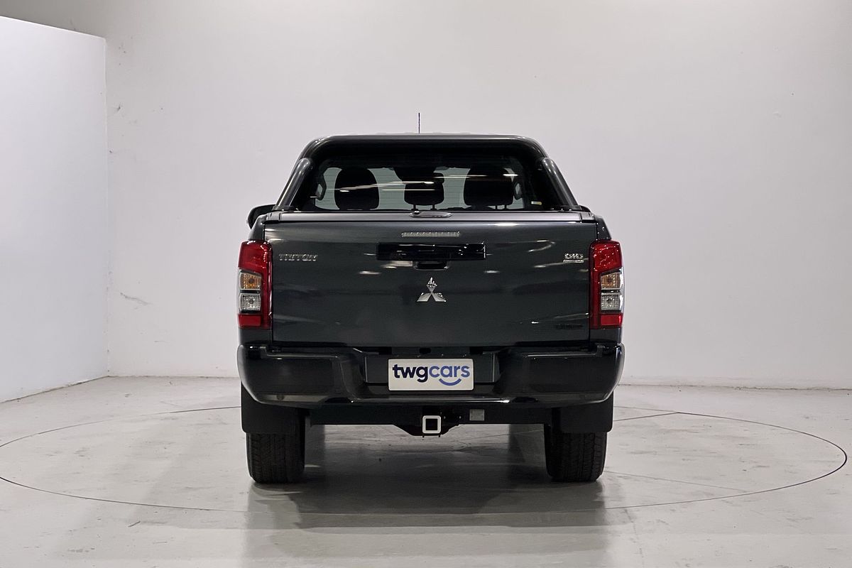 2021 Mitsubishi Triton GSR MR 4X4