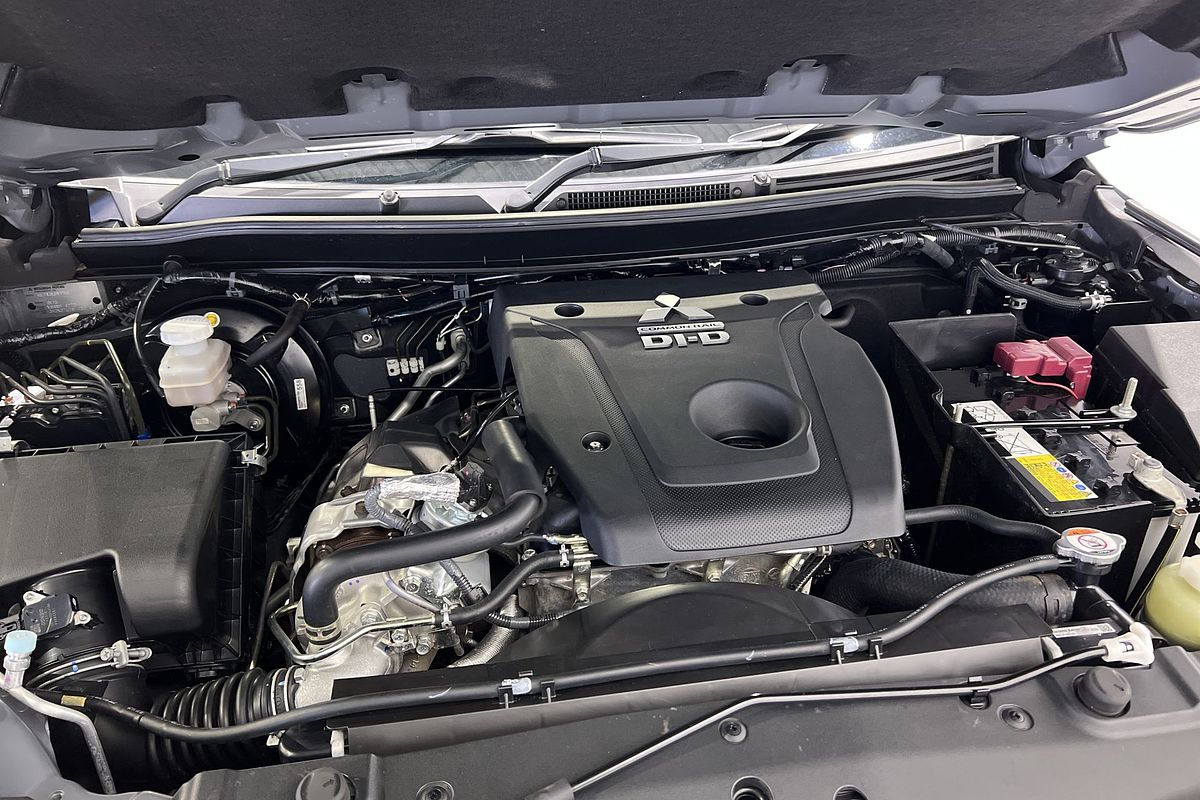2021 Mitsubishi Triton GSR MR 4X4