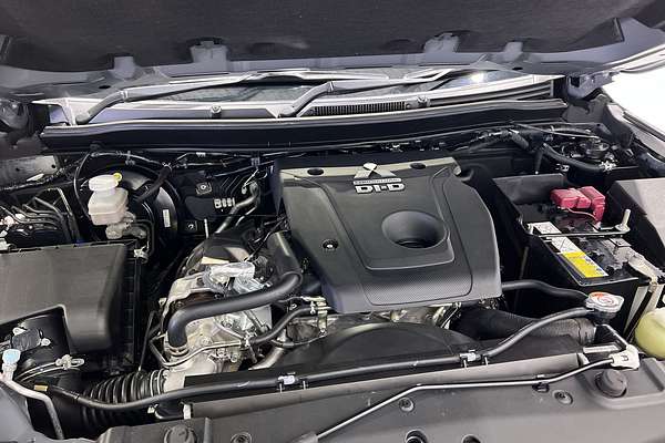 2021 Mitsubishi Triton GSR MR 4X4