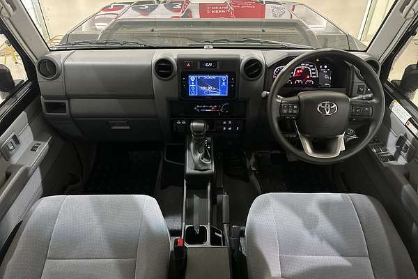 2025 Toyota Landcruiser GXL GDJL76R