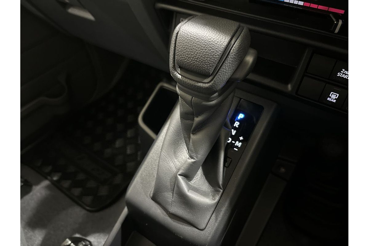 2025 Toyota Landcruiser GXL GDJL76R