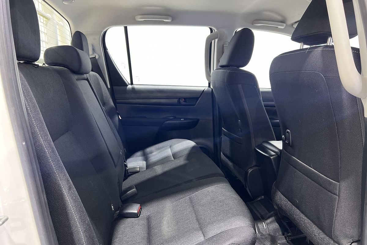 2021 Toyota Hilux SR GUN126R 4X4
