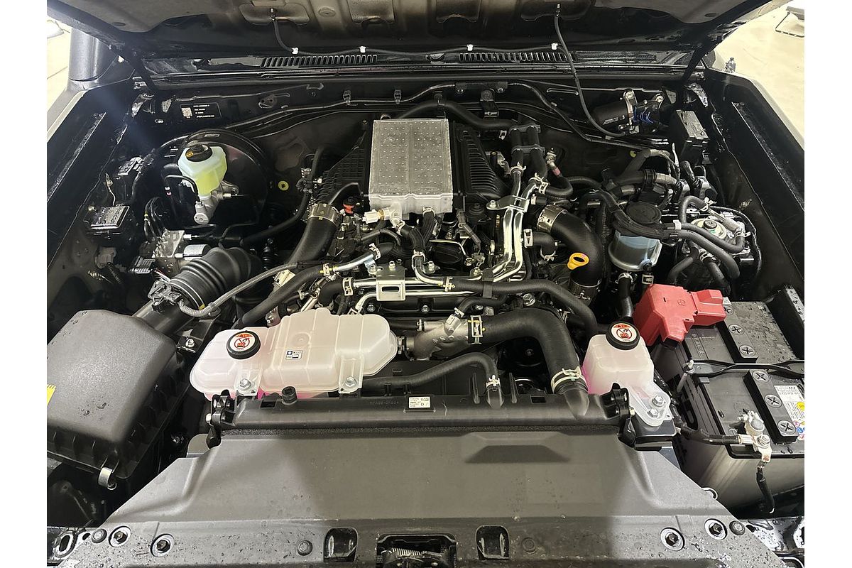 2025 Toyota Landcruiser GXL GDJL76R