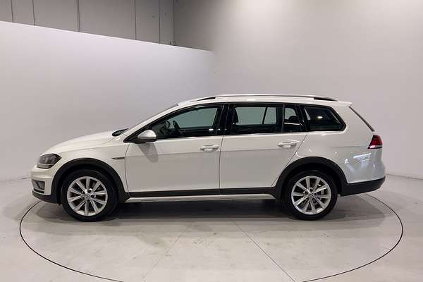 2017 Volkswagen Golf Alltrack 132TSI 7.5