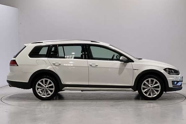 2017 Volkswagen Golf Alltrack 132TSI 7.5
