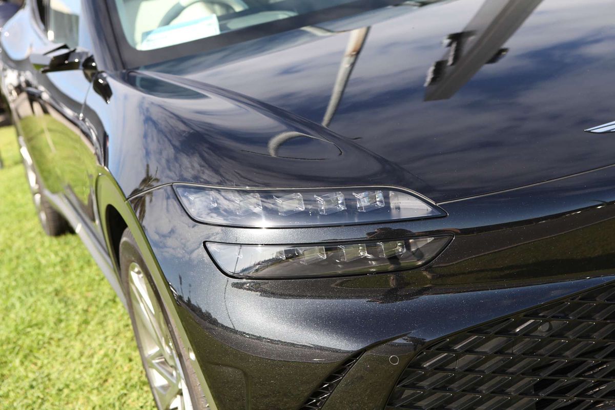2023 Genesis GV60 AWD JW.V2