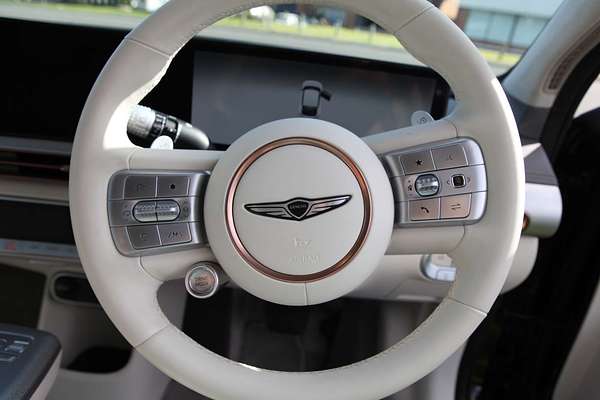 2023 Genesis GV60 AWD JW.V2