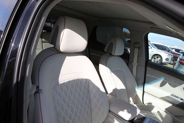 2023 Genesis GV60 AWD JW.V2