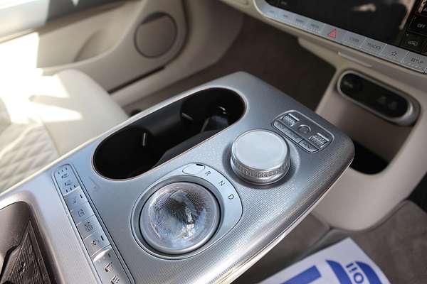 2023 Genesis GV60 AWD JW.V2