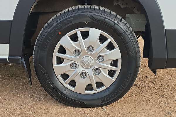 2022 LDV Deliver 9 LWB