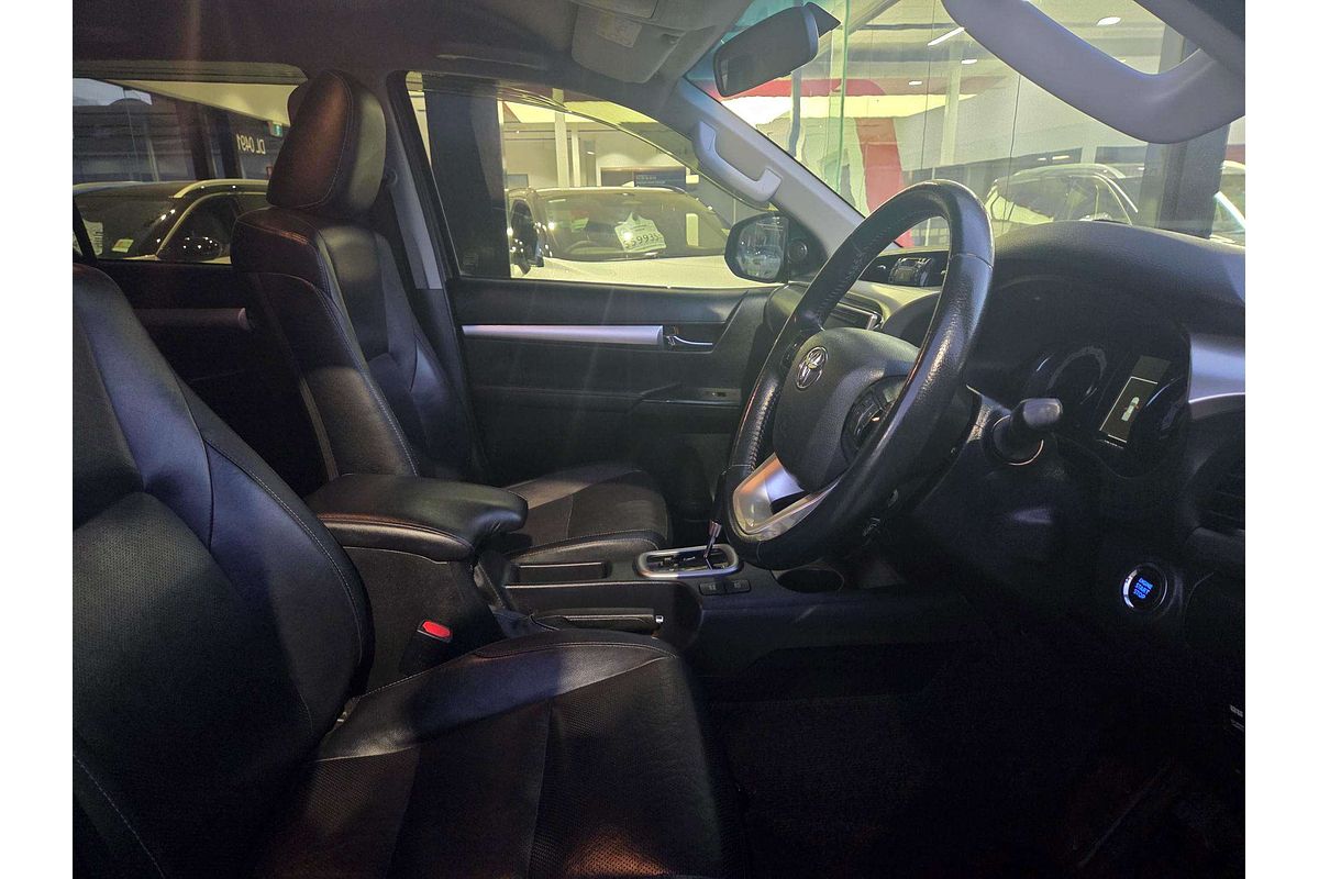 2018 Toyota Hilux SR5 GUN126R 4X4